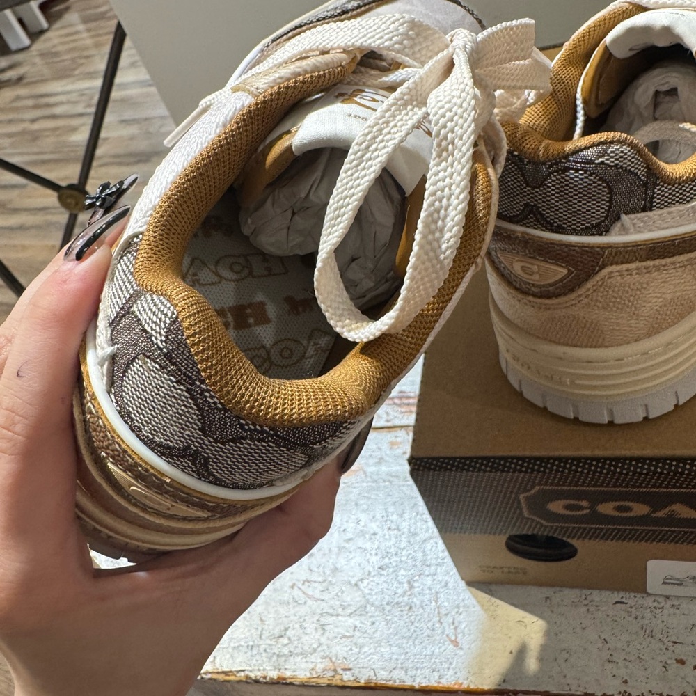 Coach Sneakers in Cream and Brown NWT - Picture 10 of 12